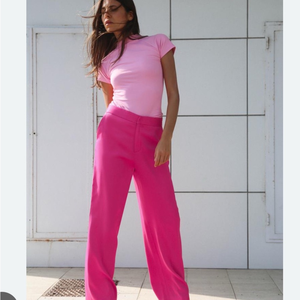STRAIGHT-FIT SATIN TROUSERS. SIZE SMALL- PINK COLOR